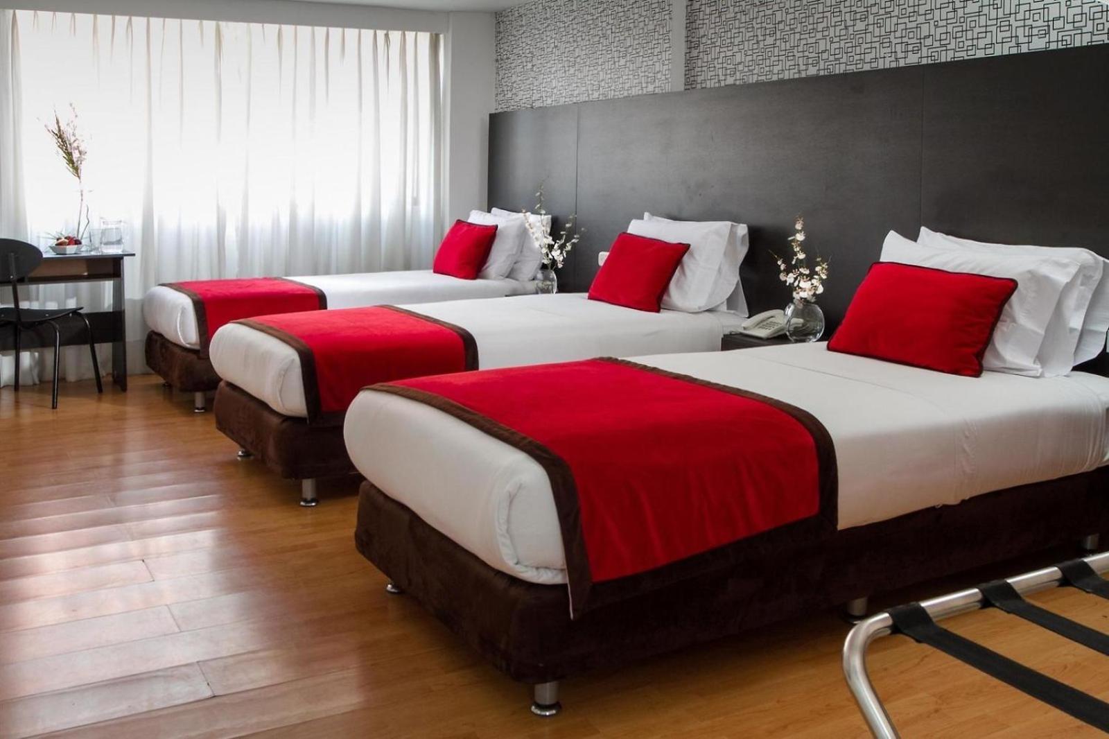 Hotel Silver Javeriana By Hospedium Bogotá Zewnętrze zdjęcie