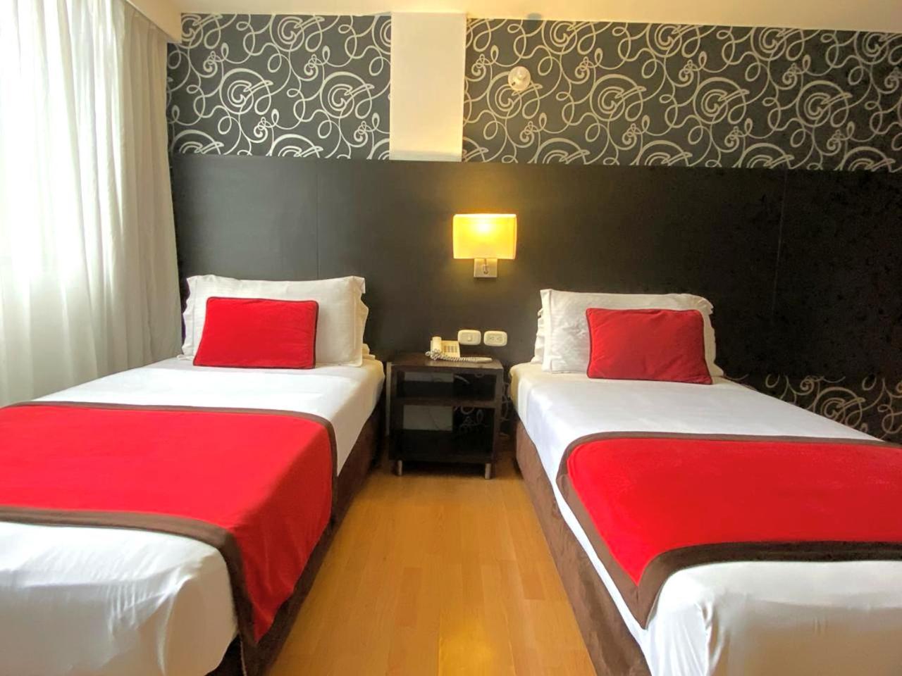Hotel Silver Javeriana By Hospedium Bogotá Zewnętrze zdjęcie