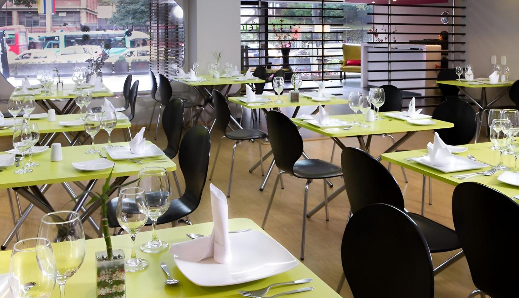 Hotel Silver Javeriana By Hospedium Bogotá Zewnętrze zdjęcie